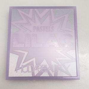 Huda beauty Pastel purple